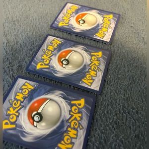 3 full art Pokémon cards